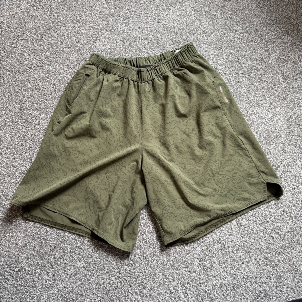 REI Co-op Swiftland Running Shorts Olive Green Topographic Map Print Mens Small - Picture 2 of 10